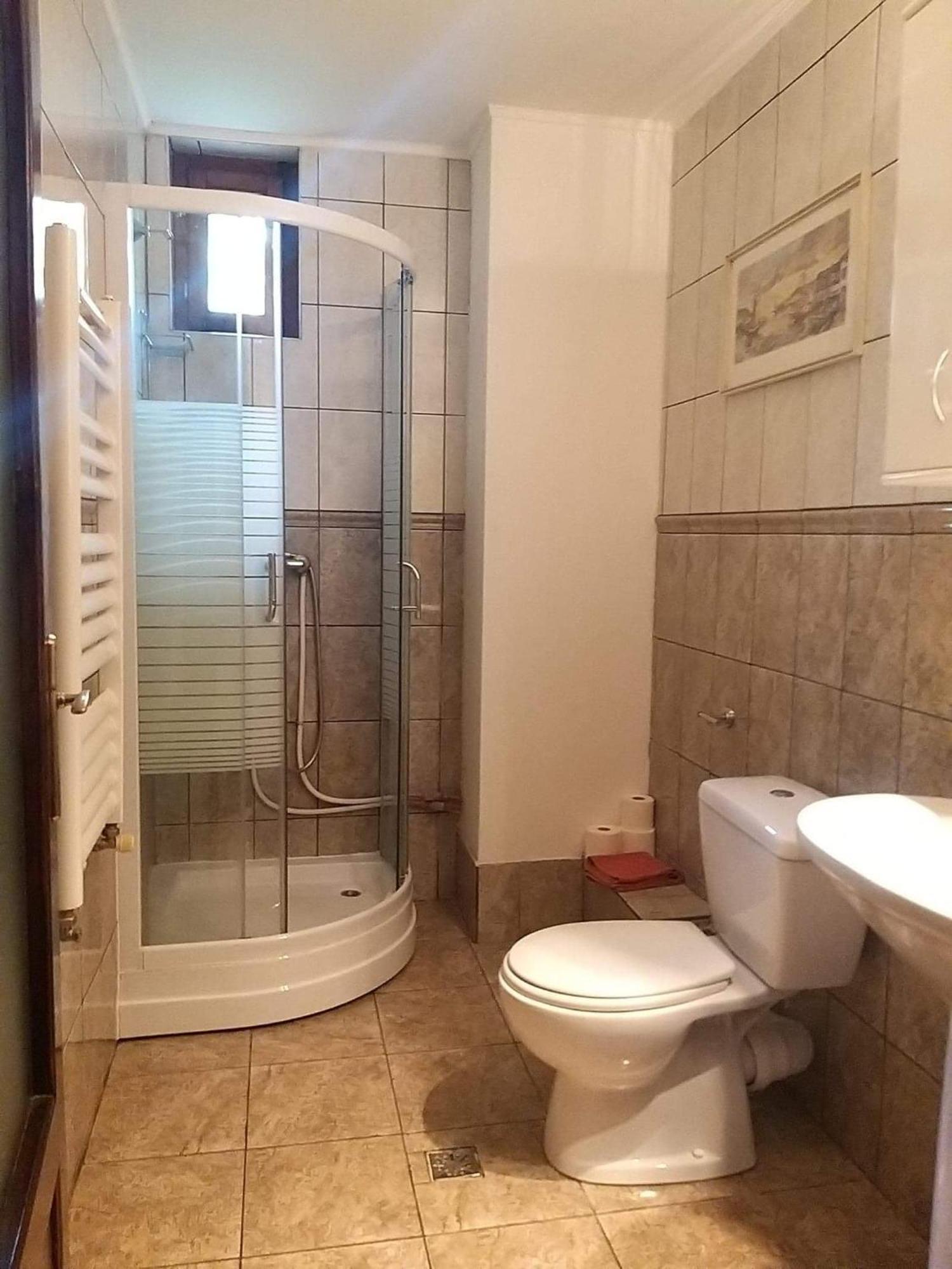 Panzio Anett Bed & Breakfast Pietroasa  Екстериор снимка